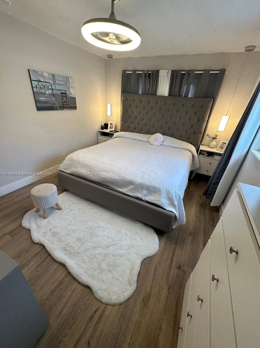 6791 Pershing St, Hollywood FL  33024-1833 exterior