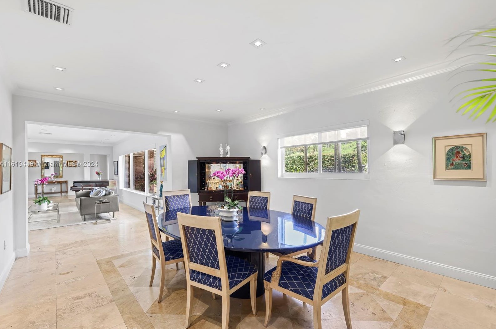 1630 Tigertail Ave, Miami FL 33133-2517 exterior