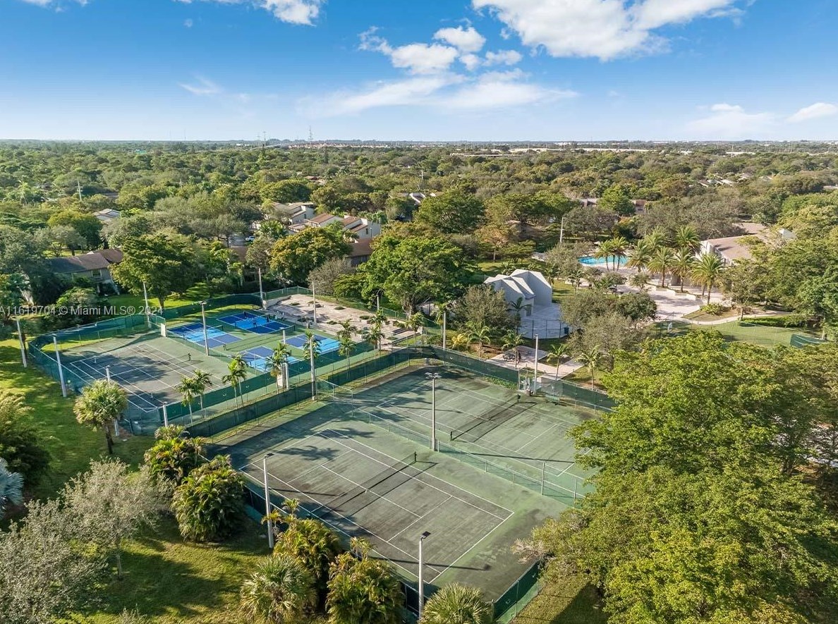 11385 109th Rd, Miami, FL 33176-8440