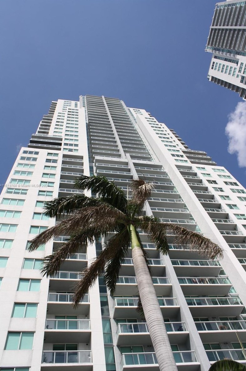253 Ne 2nd St #1601, Miami, FL 33132
