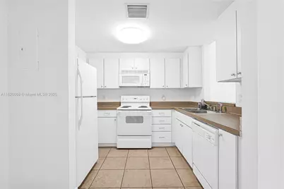 1250 S Miami Ave #812, Miami, FL 33130 - Photo 12