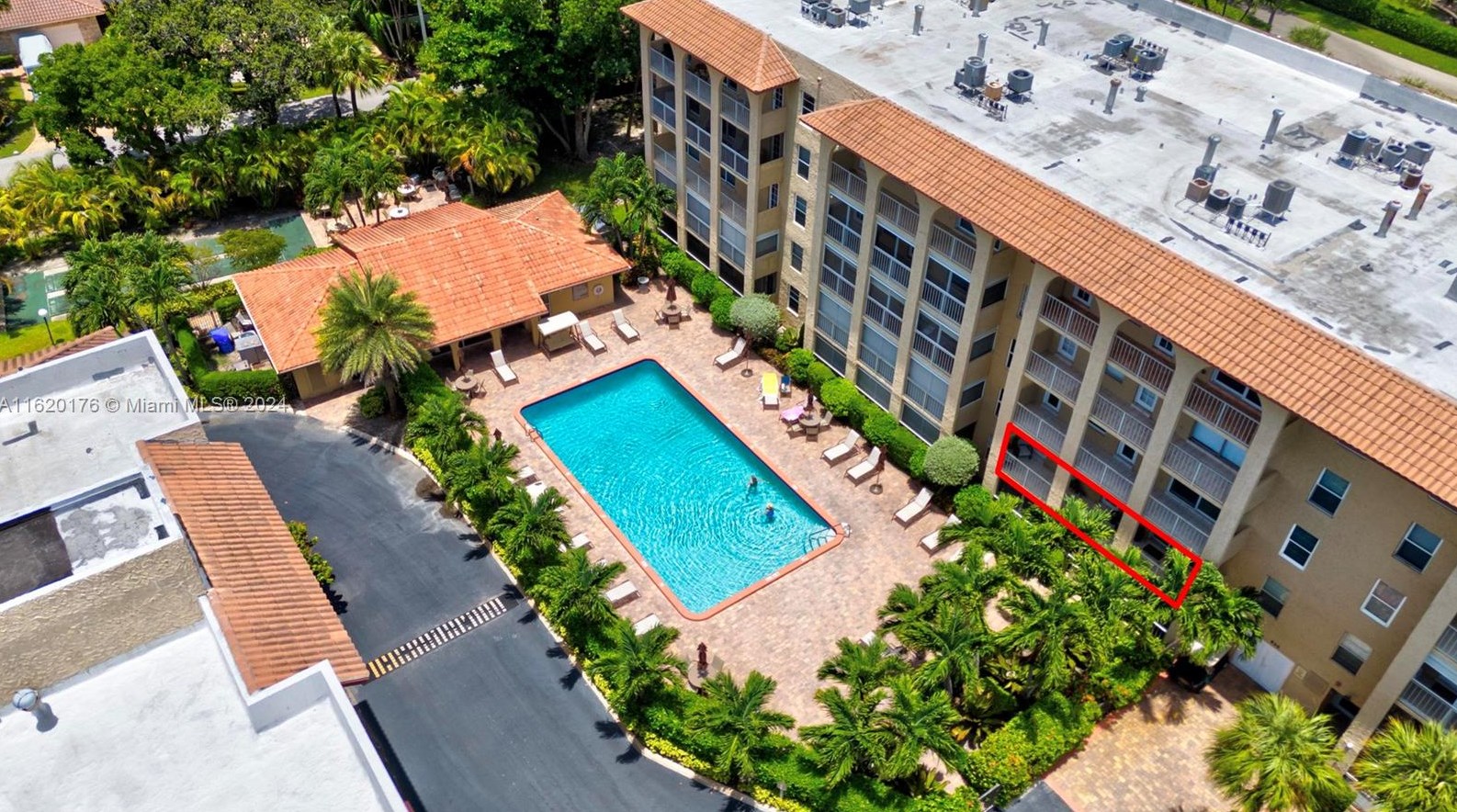 950 Ponce De Leon Rd #2070, Boca Raton, FL 33432