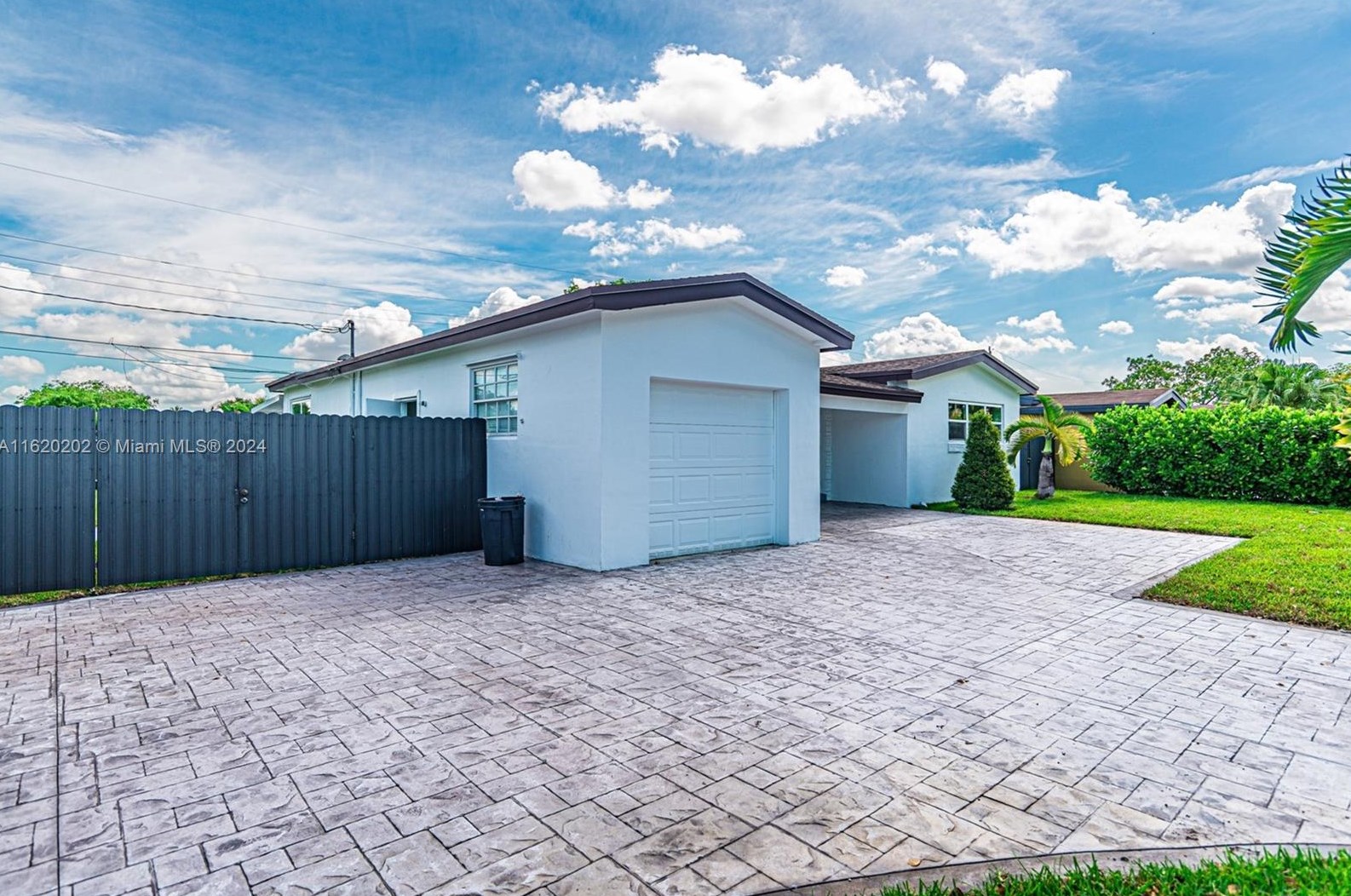 6777 Miramar Pkwy, Hollywood, FL 33023
