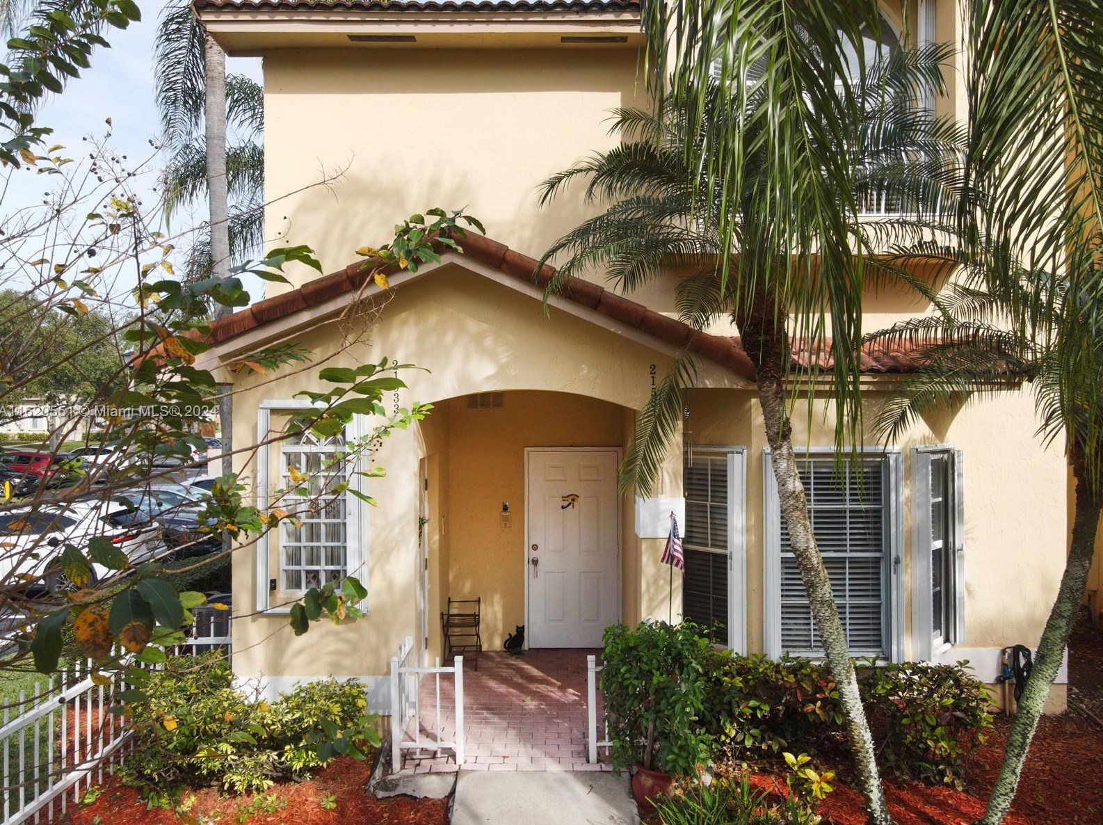 21533 Sw 87th Ct #102, Miami, FL