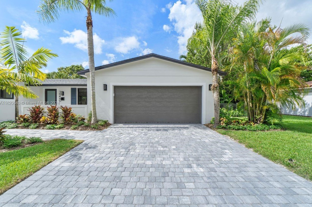 10460 Sw 93rd St, Miami, FL 33176