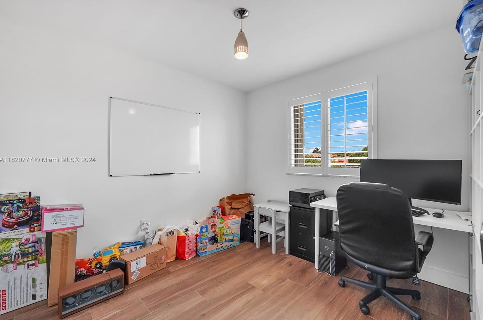 16303 57th St, Miami FL  33193-5639 exterior