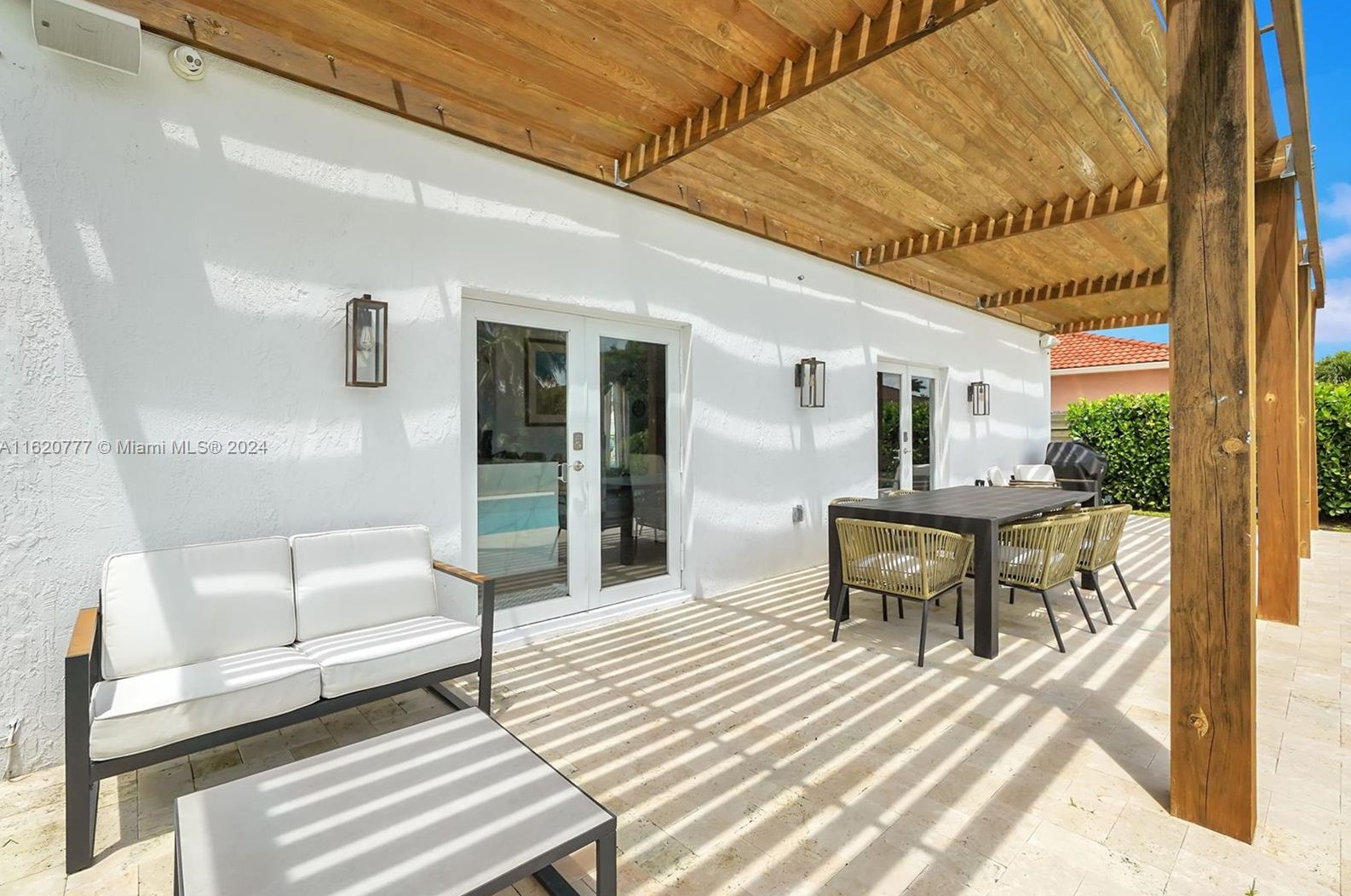 16303 57th St, Miami FL  33193-5639 exterior