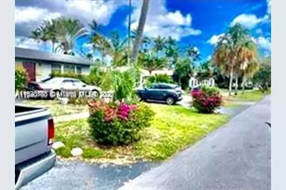 4109 Hayes St, Hollywood, FL 33021 - Photo 2