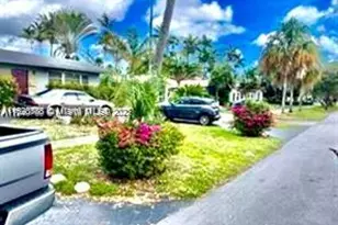 4109 Hayes St, Hollywood, FL 33021 - Photo 2