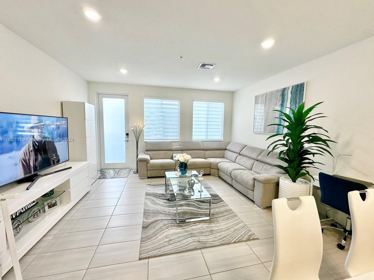 6416 Nw 102nd Ct #114, Miami, FL 33178