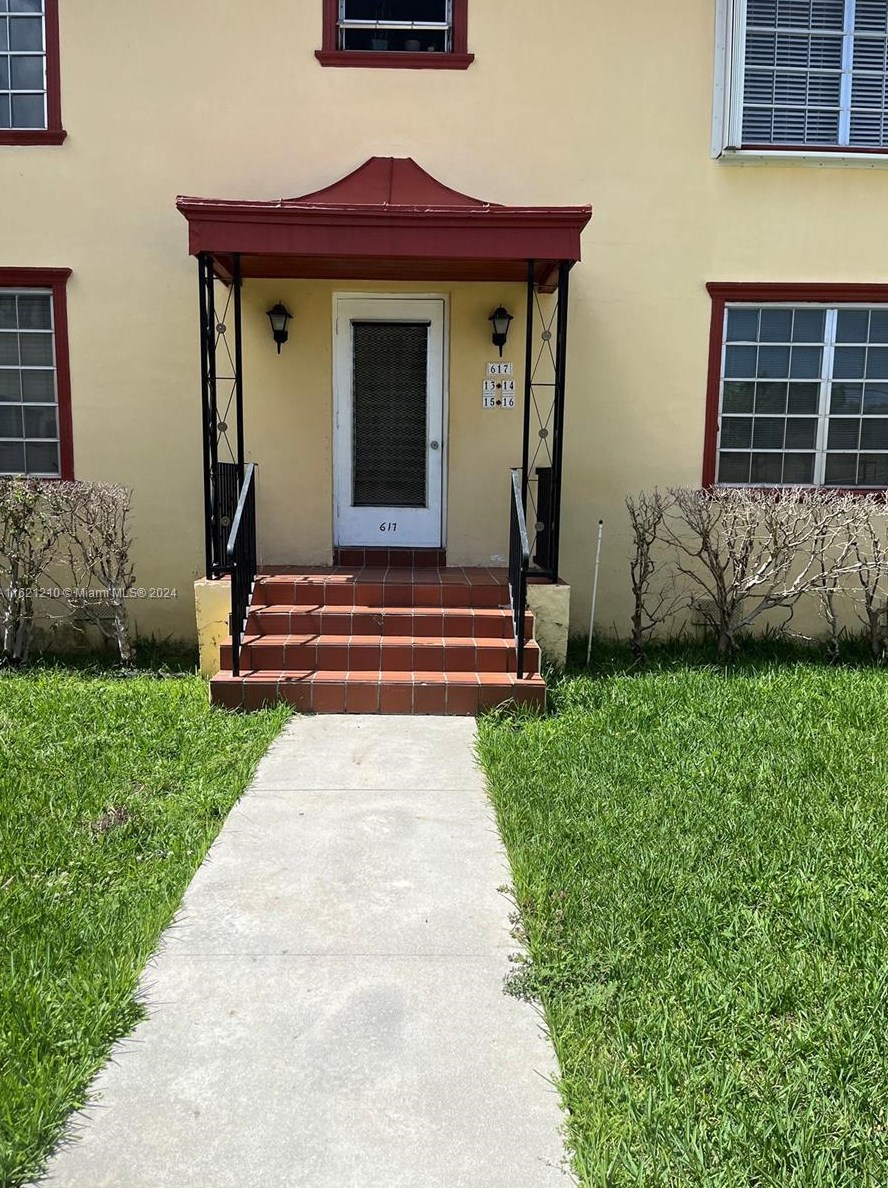 617 11th St, Miami, FL 33129-1039