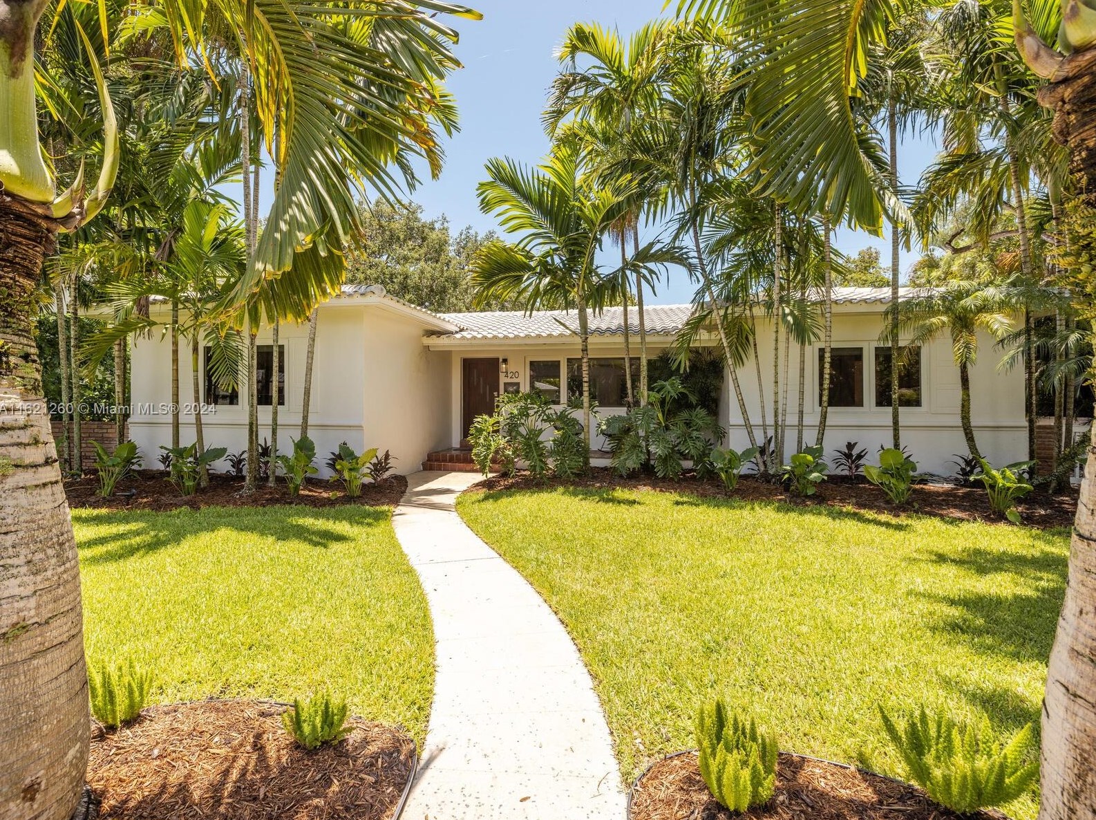 420 94 St, Miami FL 33138-2845 exterior