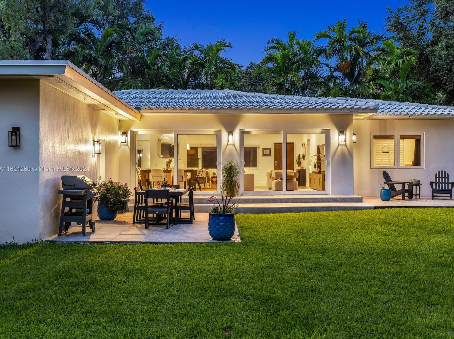 420 94 St, Miami FL 33138-2845 exterior