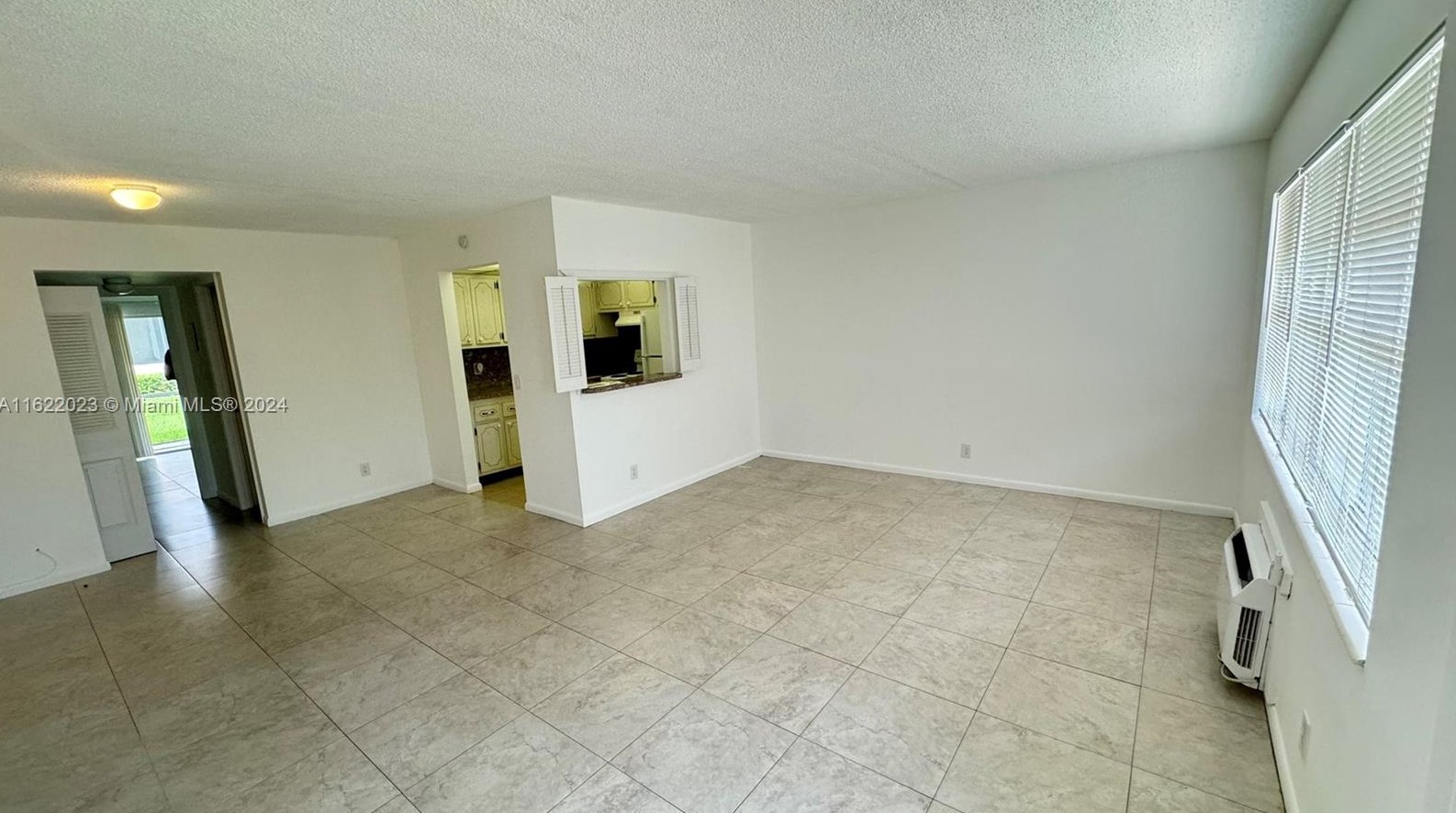 18 Hastings B #18, West Palm Beach, FL 33417