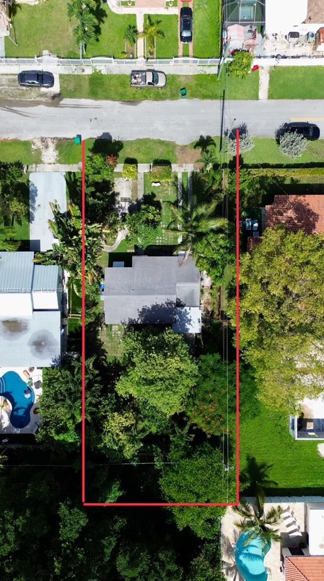10821 5th Ave, Miami, FL 33161-7126