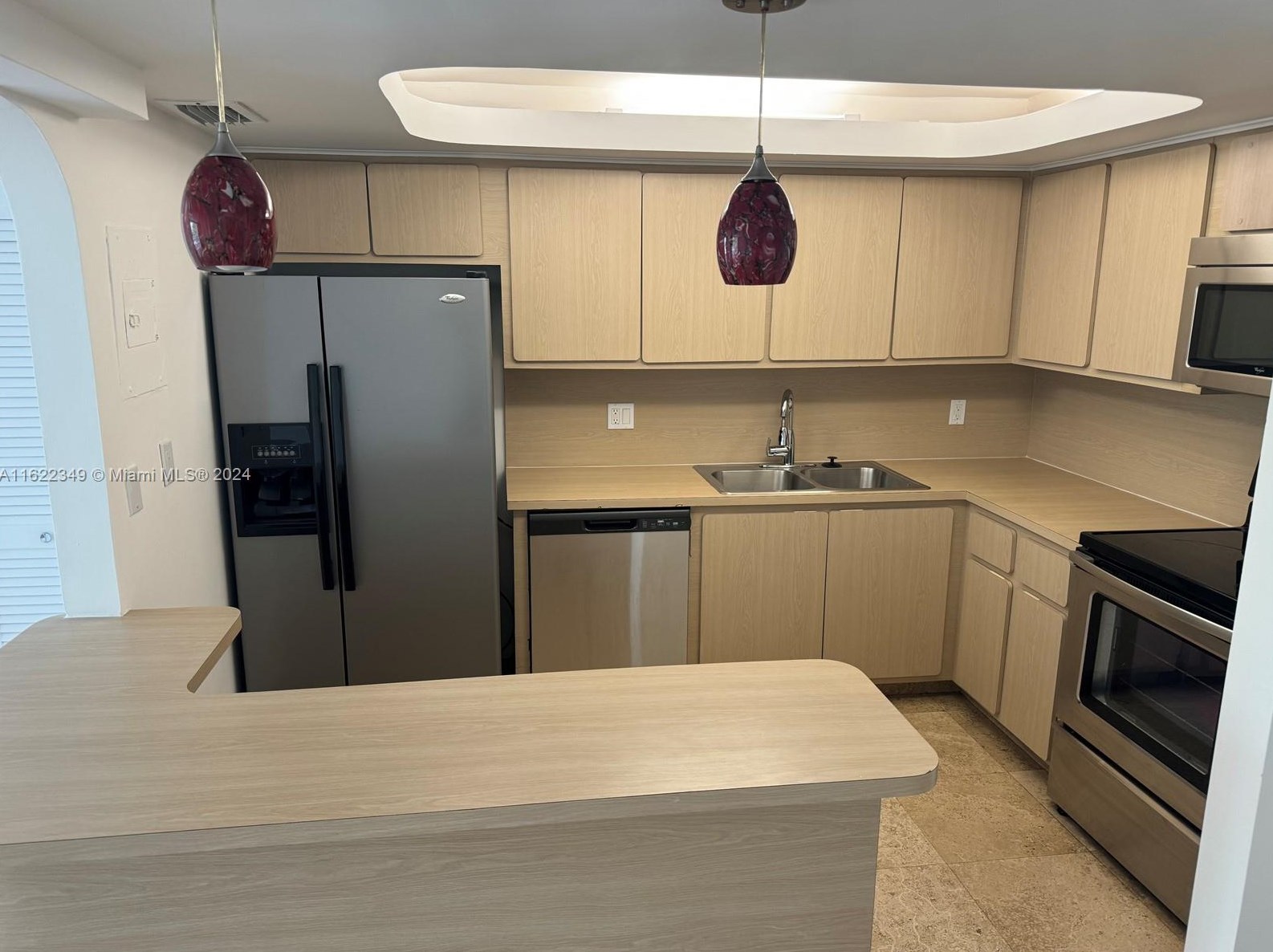 200 Se 15th Rd #4f, Miami, FL 33129