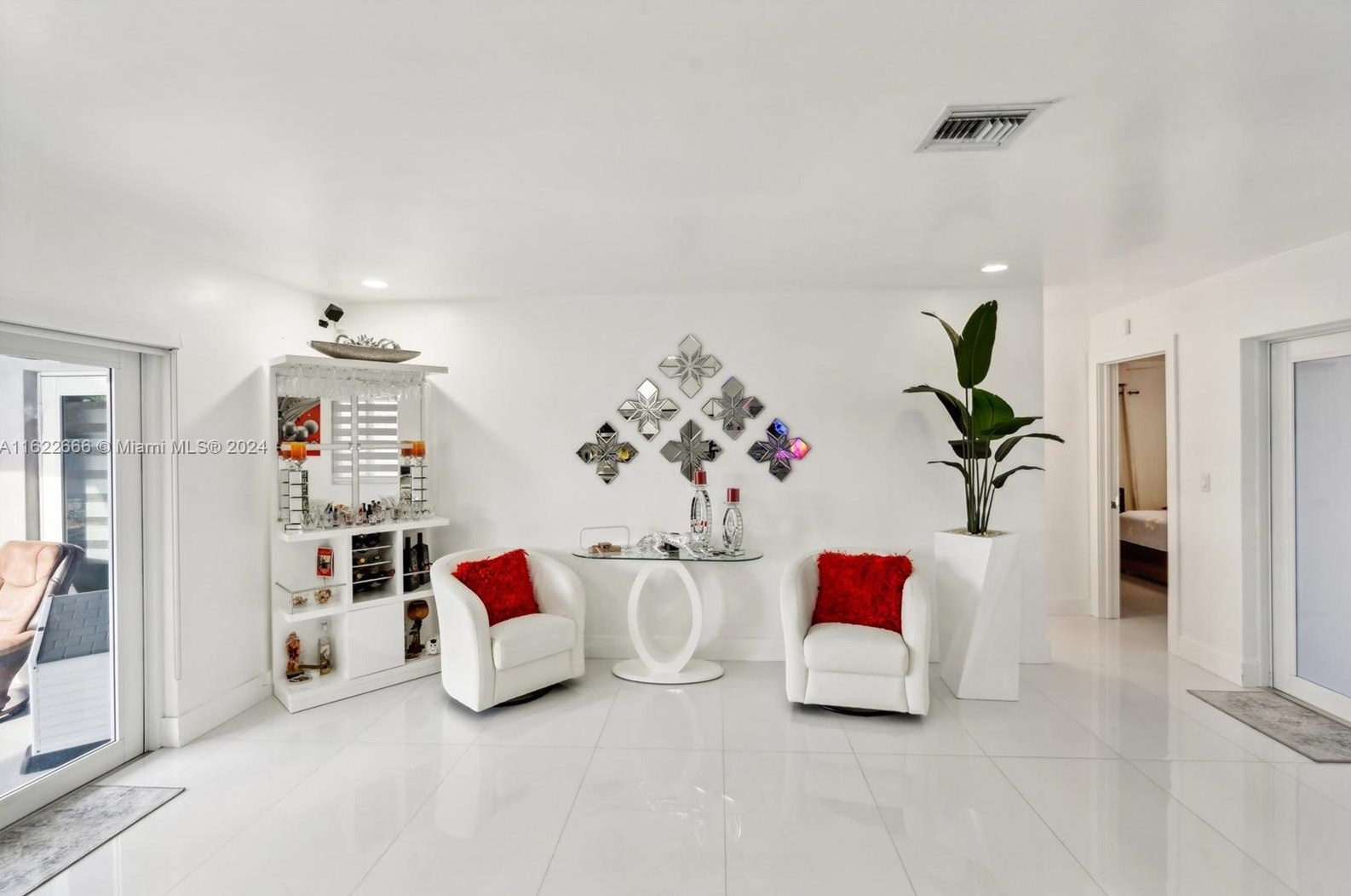 10475 152nd St, Miami FL  33157-1420 exterior