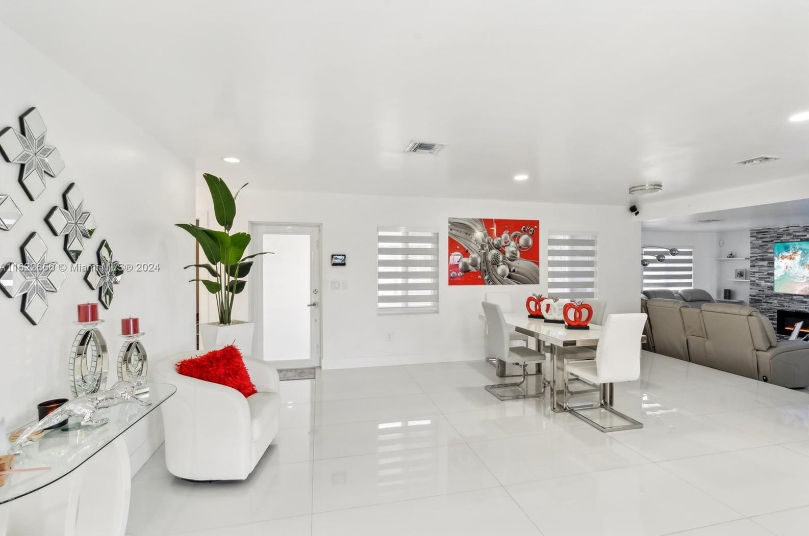 10475 152nd St, Miami FL  33157-1420 exterior