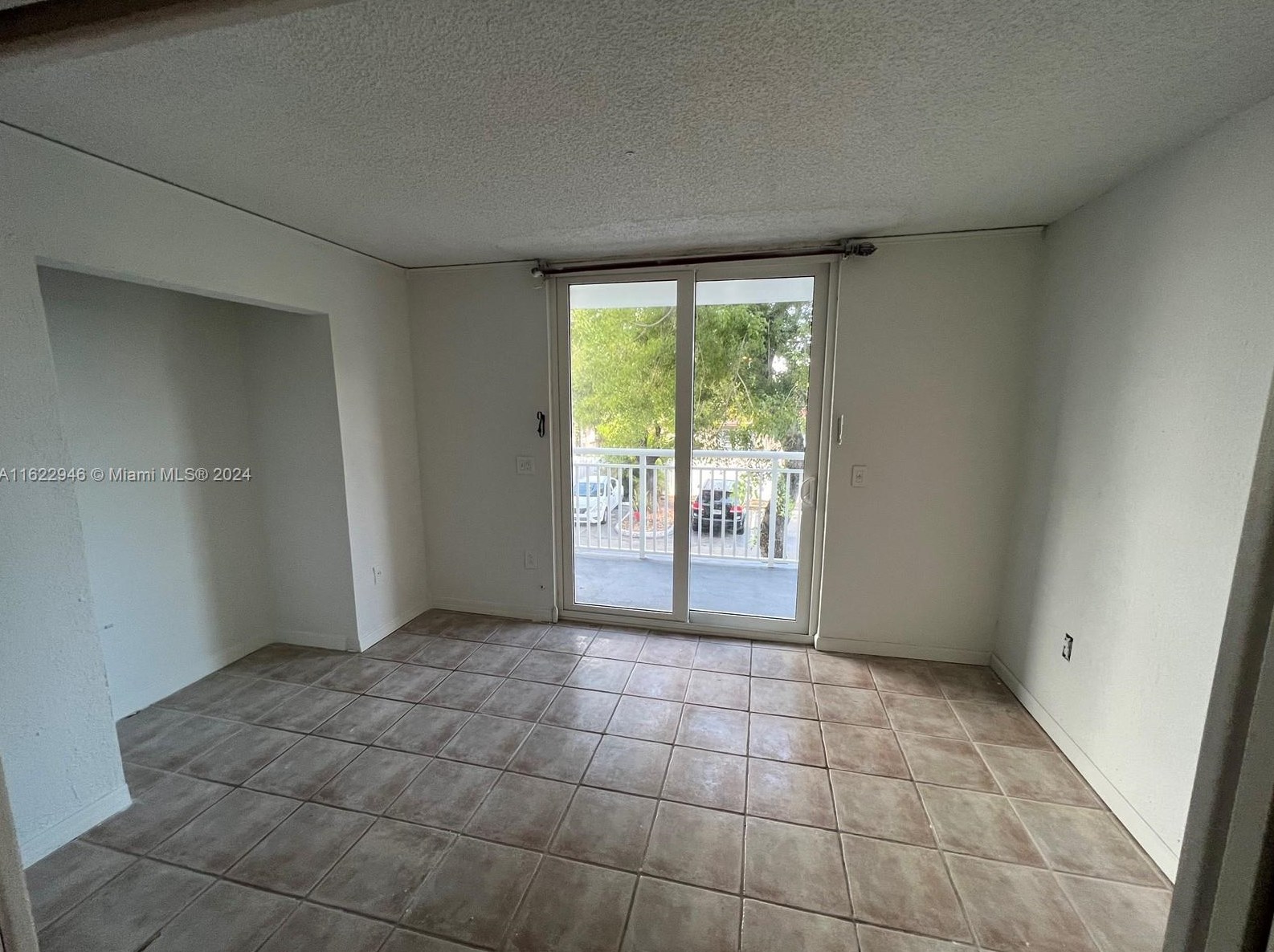 1251 Ne 108th St #617, Miami, FL 33161