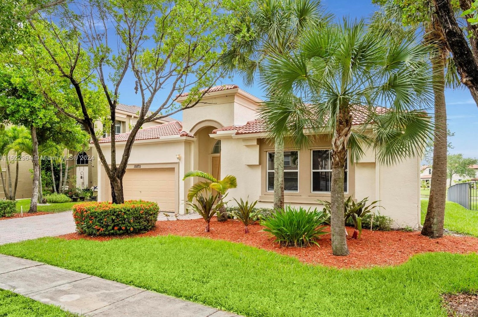 15875 Sw 51st St, Hollywood, FL 33027