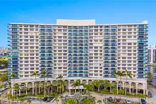 3800 S Ocean Dr, Hollywood, FL 33019 - Photo 14