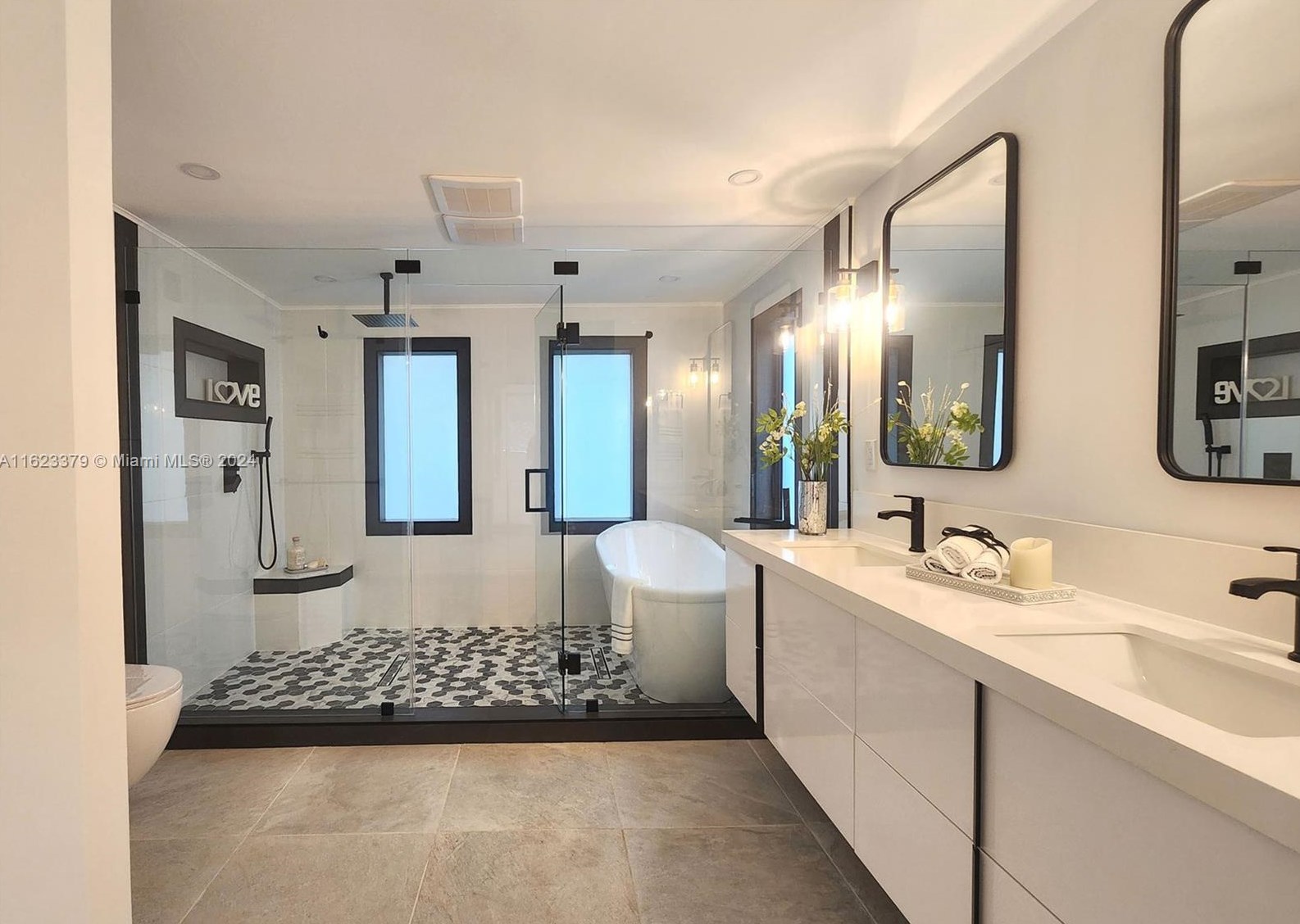 64 Corydon Dr, Miami FL  33166-5051 exterior