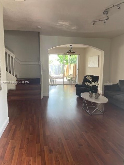 330 Sw 87th Path, Miami, FL 33174