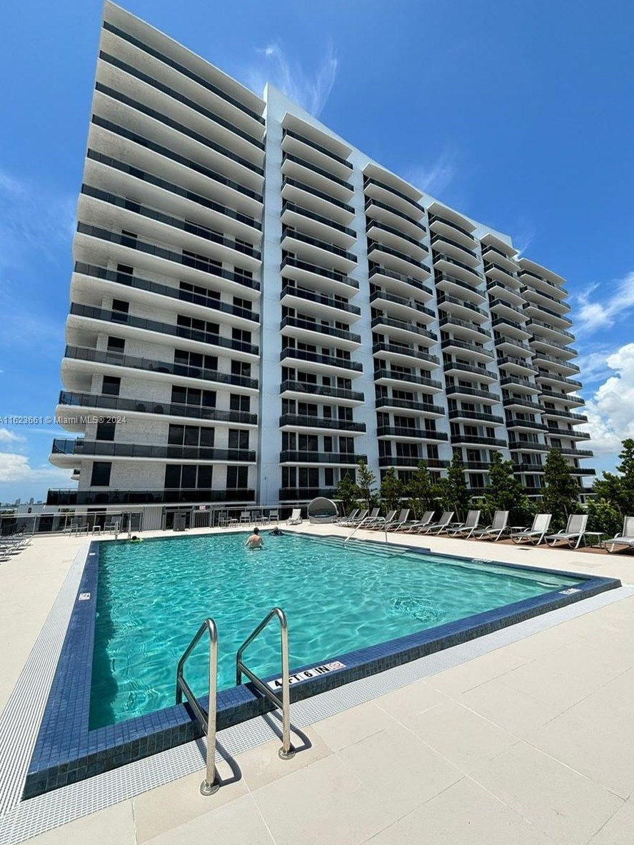 7901 Hispanola Ave Apt 808, Miami, FL 33141