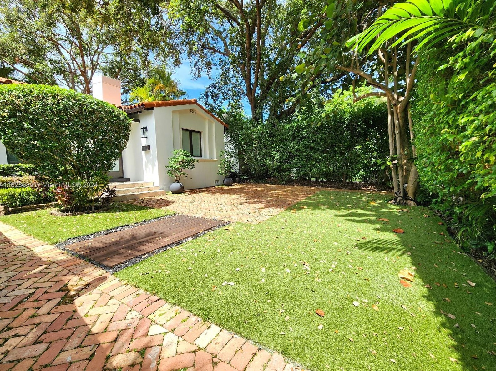 739 Ne 73rd St, Miami, FL 33138