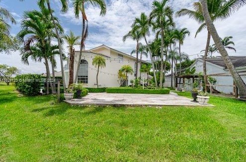 9870 47th Ter, Miami, FL 33178-1936