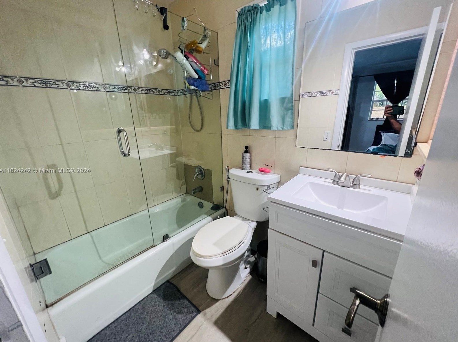 3044 15 St, Miami FL 33125-1924 exterior