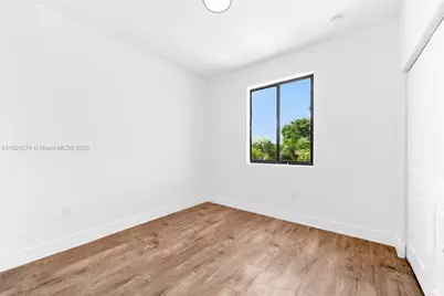 874 SW 1st St, Florida City, FL 33034 - Photo 18