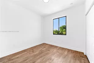 854 SW 1st St, Florida City, FL 33034 - Photo 18