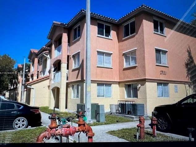 17612 Nw 25th Ave #304, Miami, FL 33056