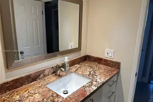 4400 Hillcrest Dr, Hollywood, FL 33021 - Photo 36