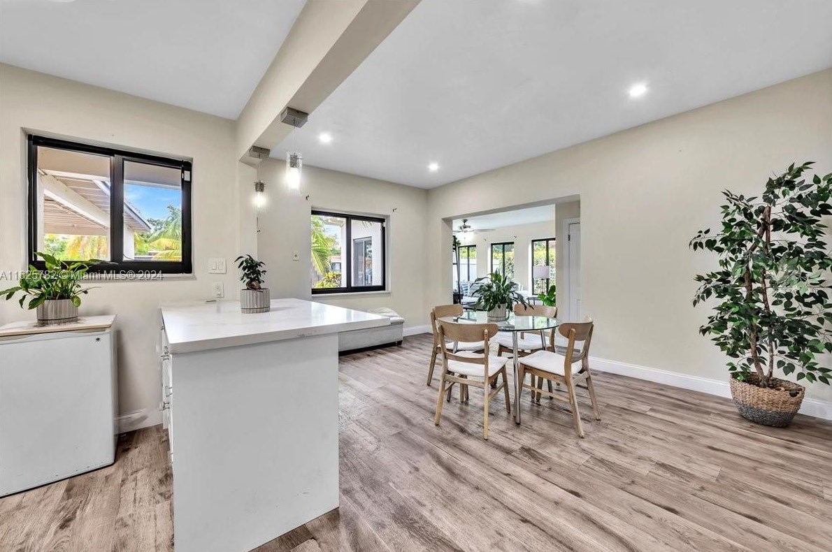 130 127th St, Miami FL 33161-5177 exterior