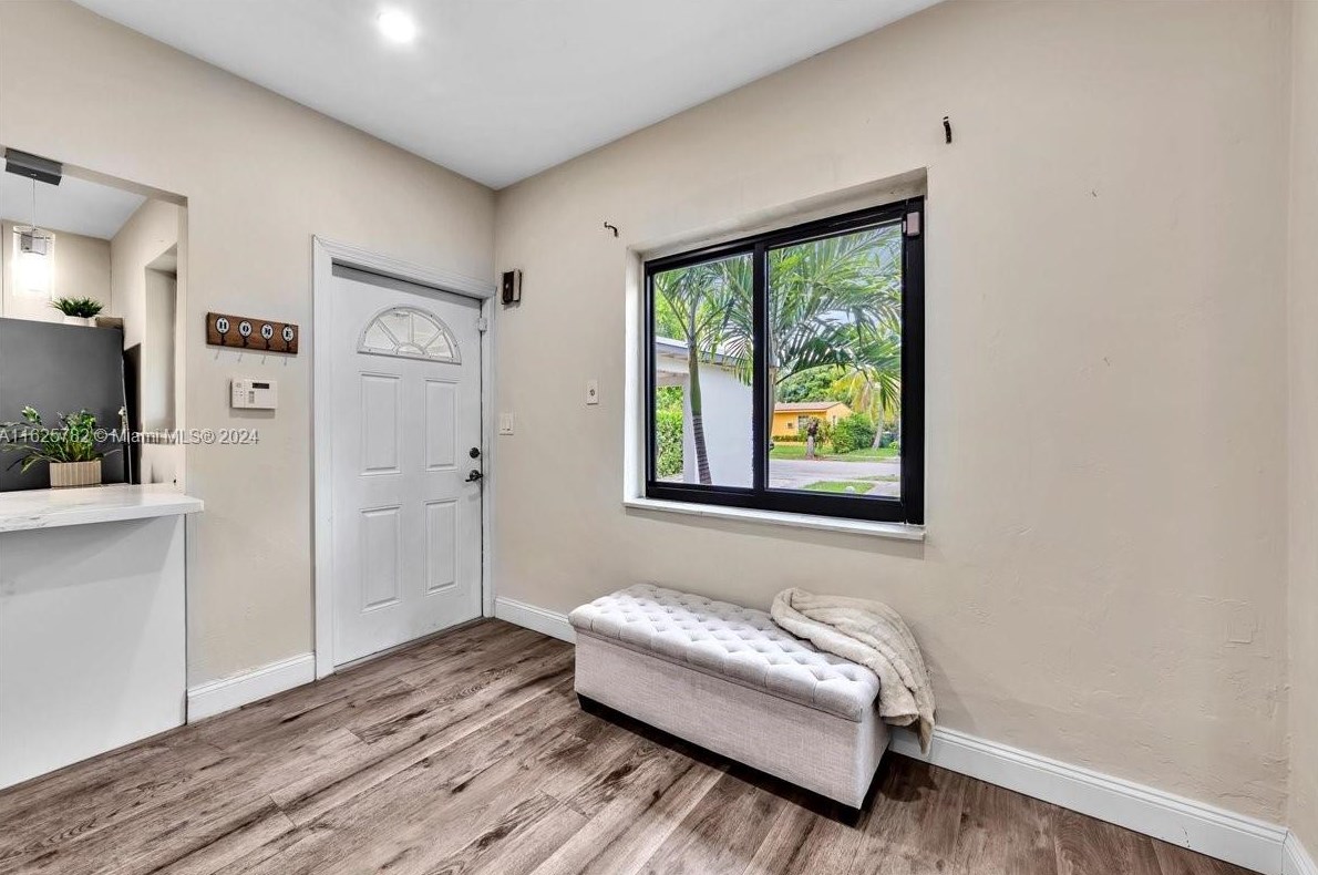 130 127th St, Miami FL 33161-5177 exterior