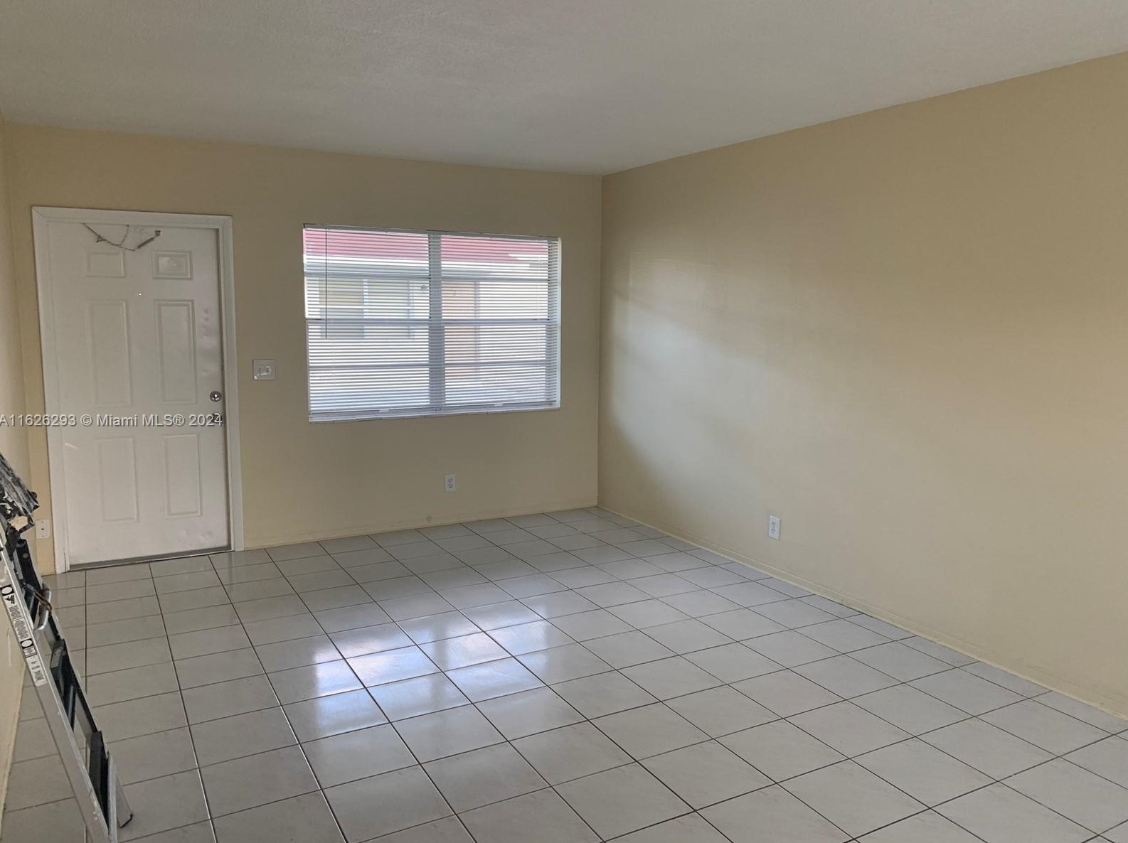 2220 Pierce St #10, Hollywood, FL 33020