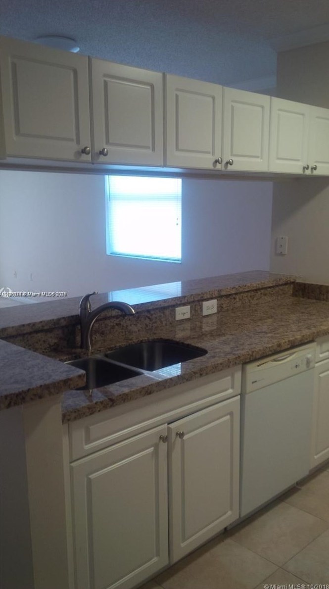 17125 N Bay Rd #3113, Miami Beach, FL 33160