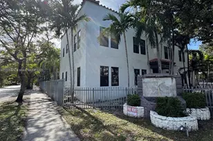 2000 Monroe St, Hollywood, FL 33020 - Photo 2