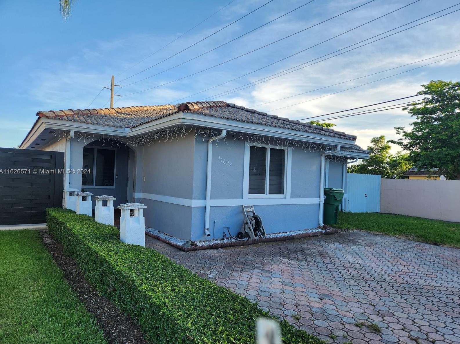 14692 170th St, Miami, FL 33177-2040