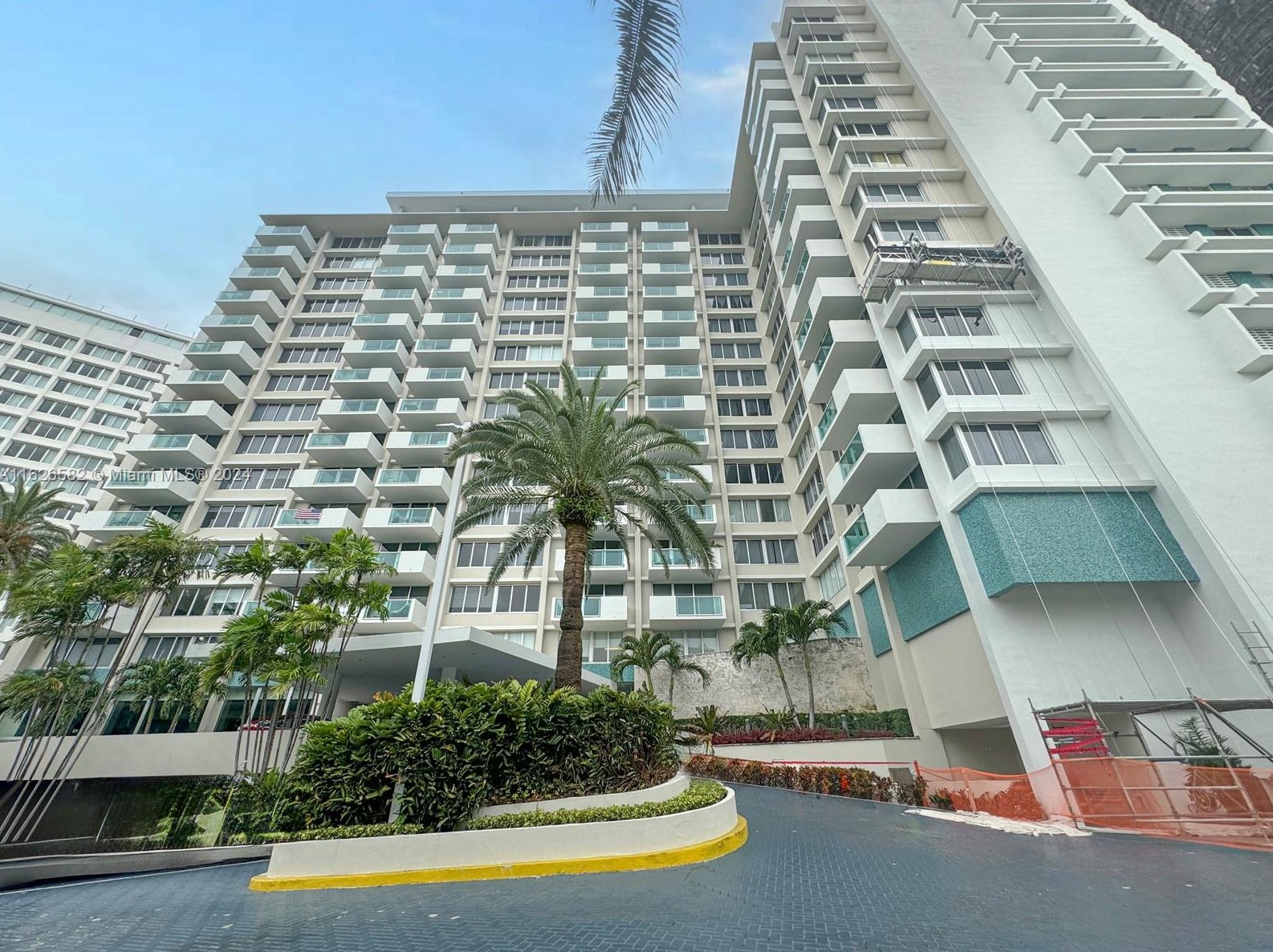 1200 West Ave #810, Miami, FL 33139