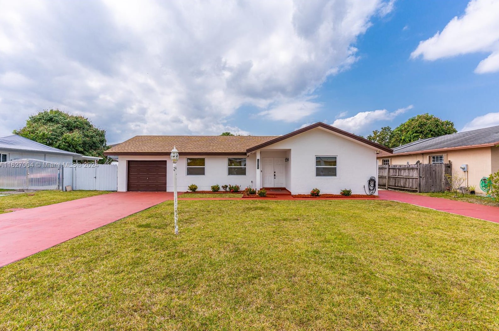 16864 109th Ct, Miami, FL 33157-4054