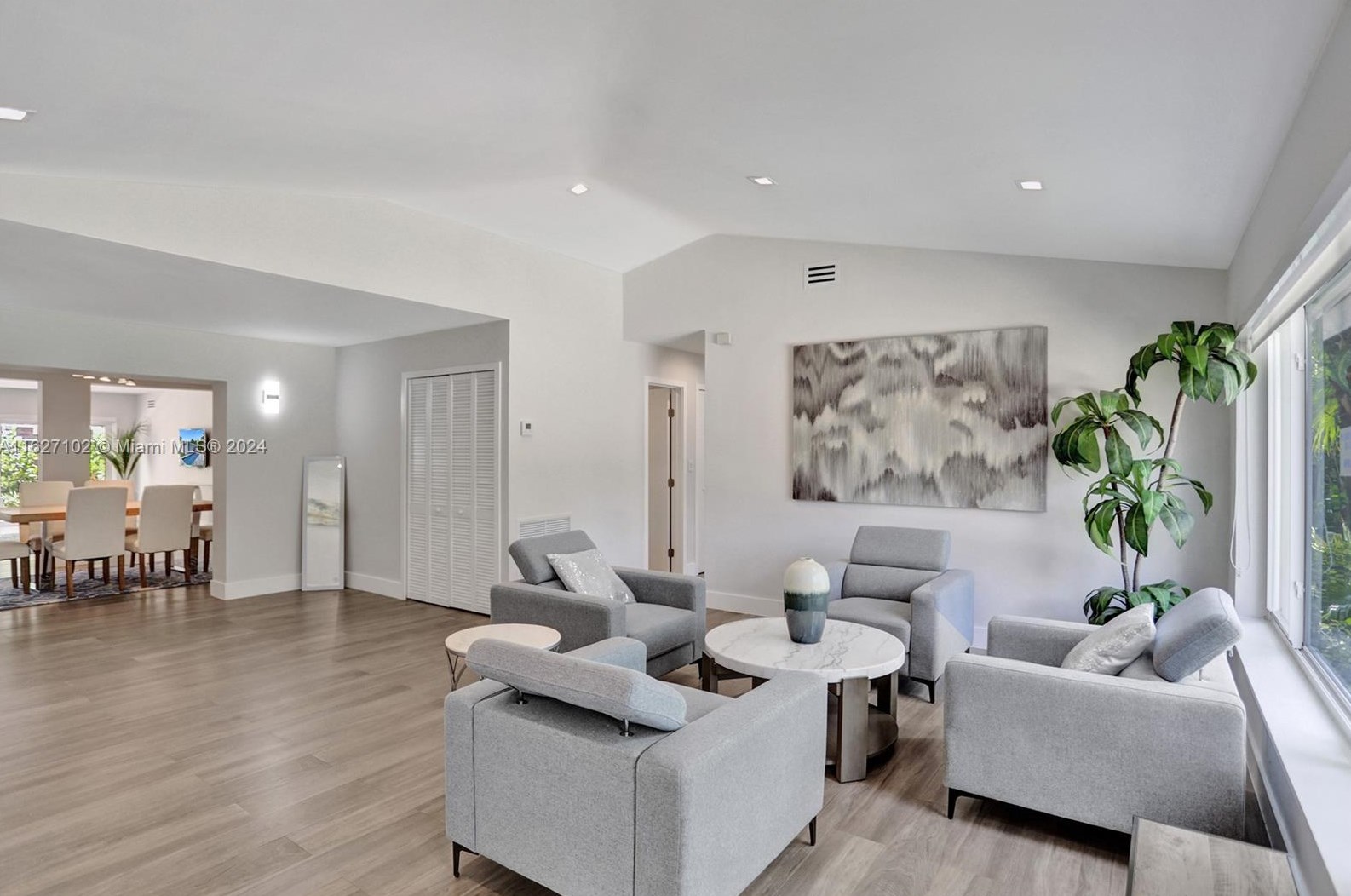 2055 Alamanda Dr #2055, Miami, FL 33181