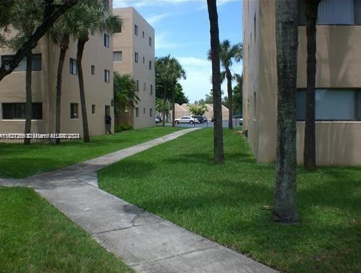 8600 Sw 133rd Avenue Rd #202, Miami, FL 33183