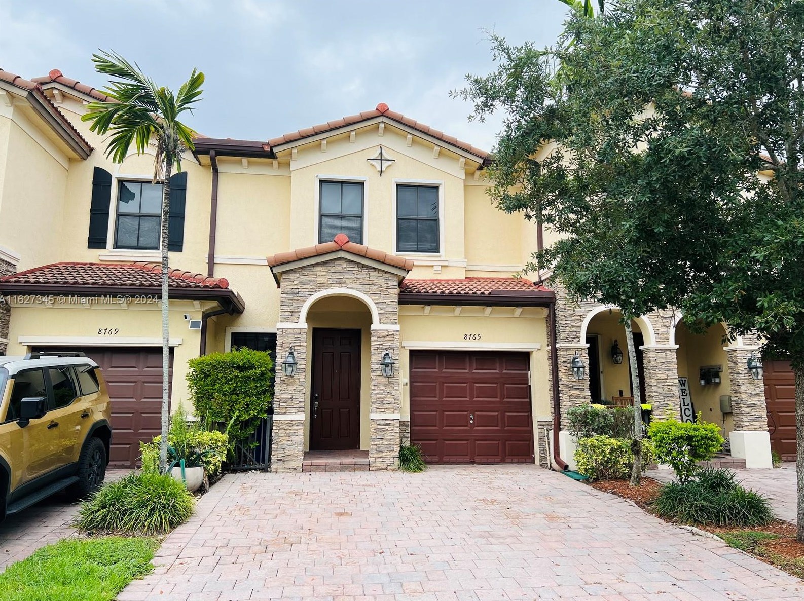 8765 Nw 98th Ct #8765, Miami, FL 33178