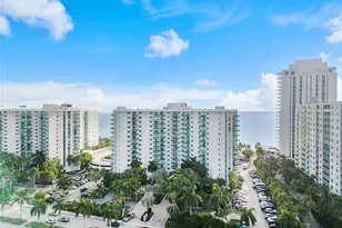 3801 S Ocean Dr, Hollywood, FL 33019 - Photo 22