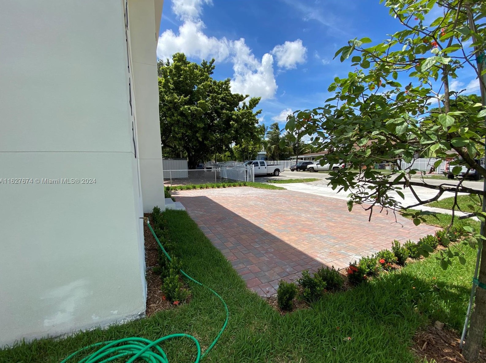 3146 Nw 32nd St #a, Miami, FL 33142