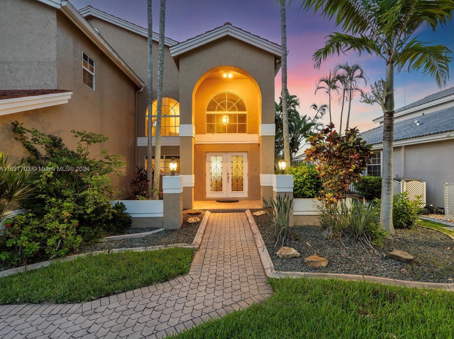 20197 Nw 10th St, Hollywood, FL 33029