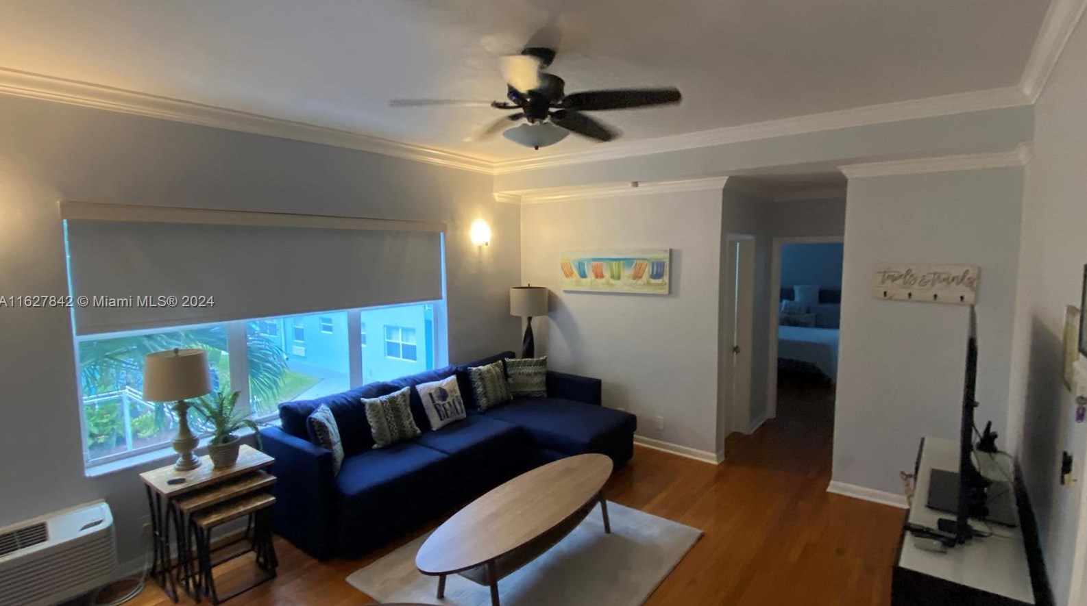 326 Harrison St, Hollywood, FL 33019-1780